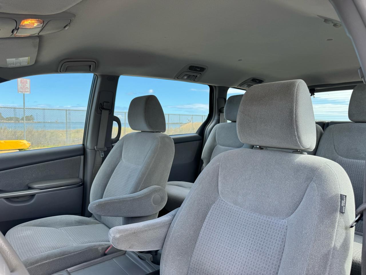 Toyota Sienna CE FWD 7 Passenger 2010