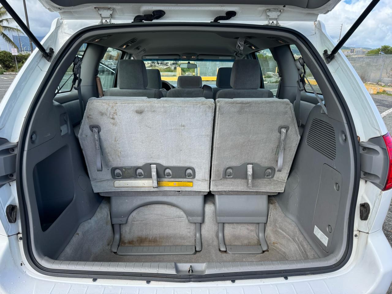 Toyota Sienna CE FWD 7 Passenger 2010
