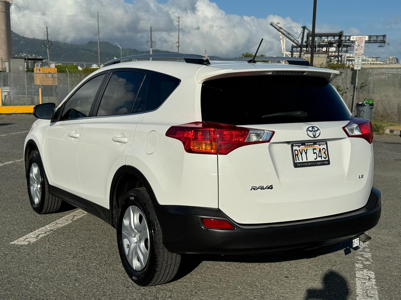 Toyota RAV4 LE FWD 2013