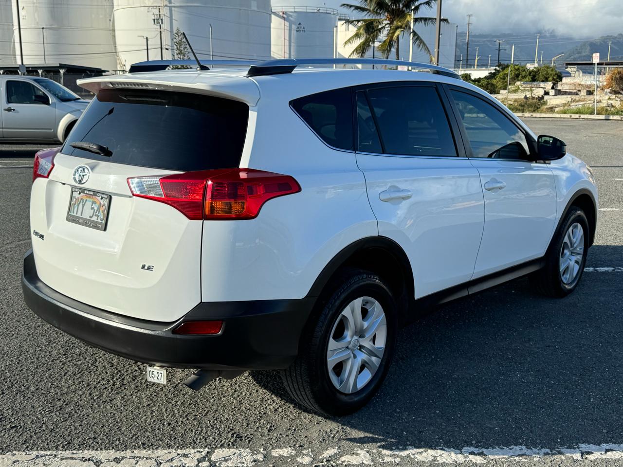 Toyota RAV4 LE FWD 2013