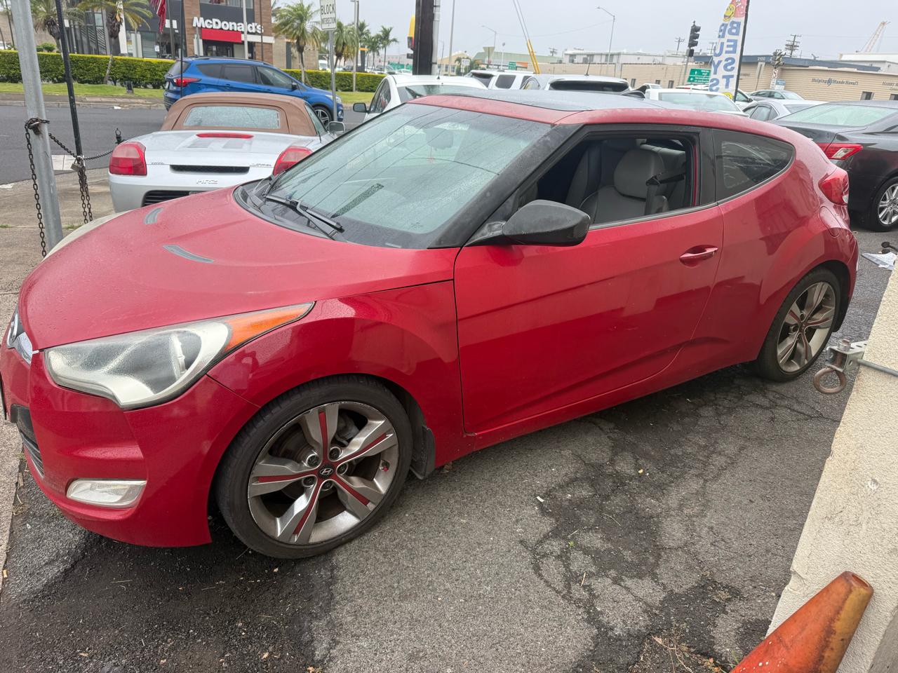 Hyundai Veloster Base 2012