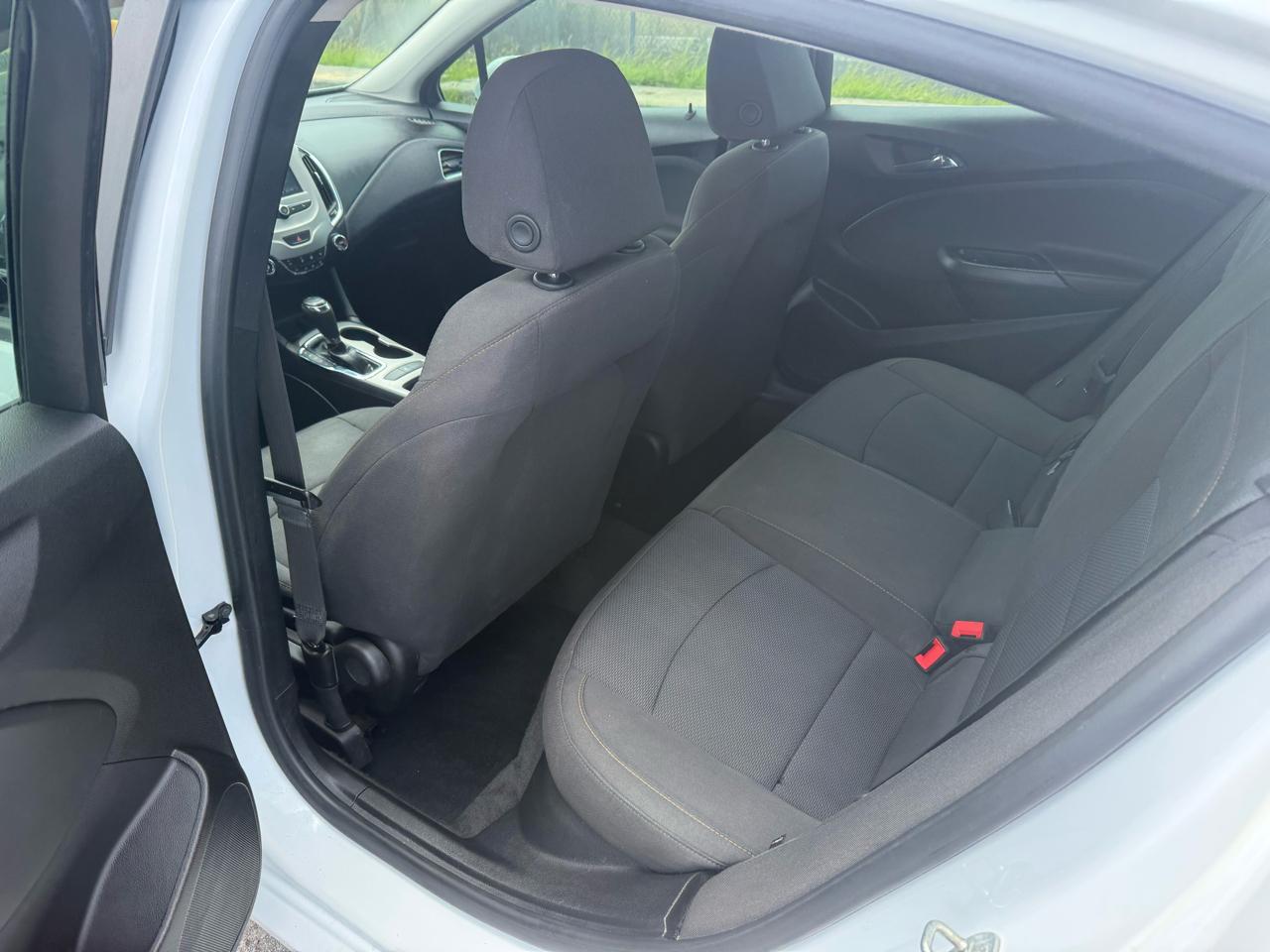 Chevrolet Cruze LS Auto 2018