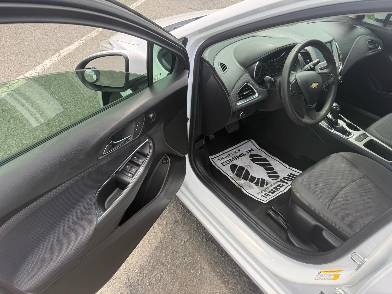 Chevrolet Cruze LS Auto 2018
