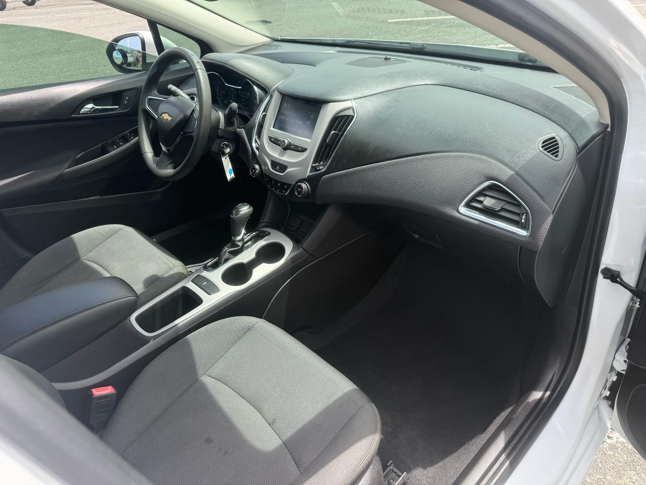 Chevrolet Cruze LS Auto 2018