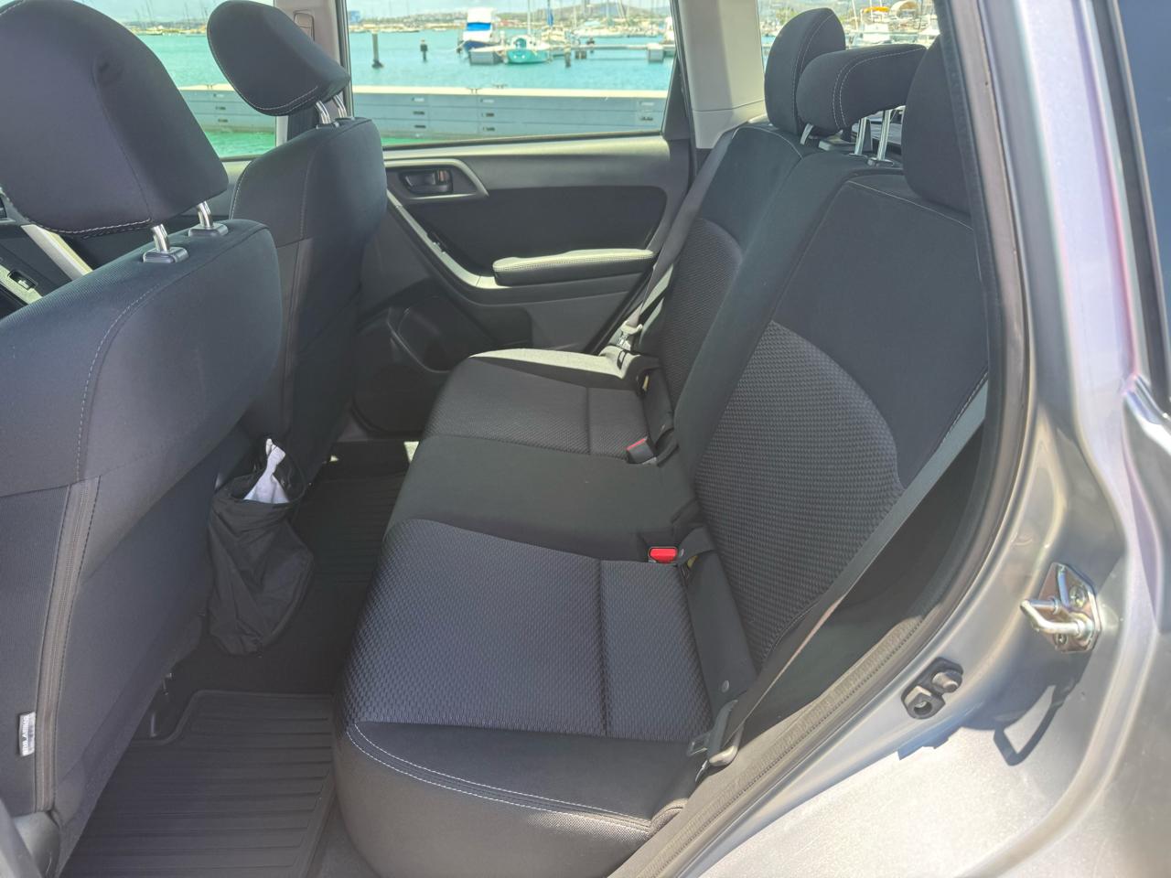 Subaru Forester 2.5i Premium PZEV CVT 2016