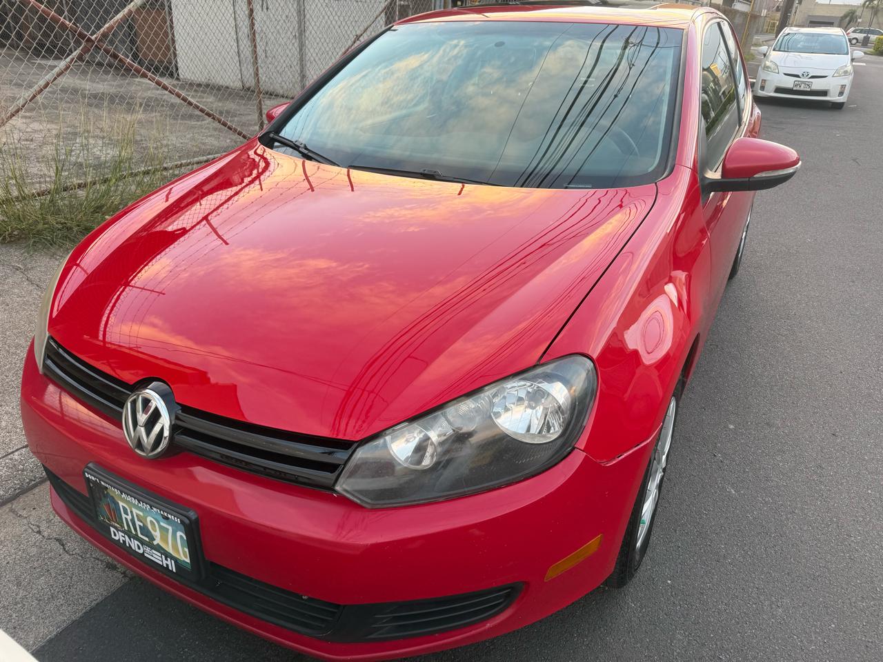 Volkswagen Golf 2.5L 2-Door PZEV 2011