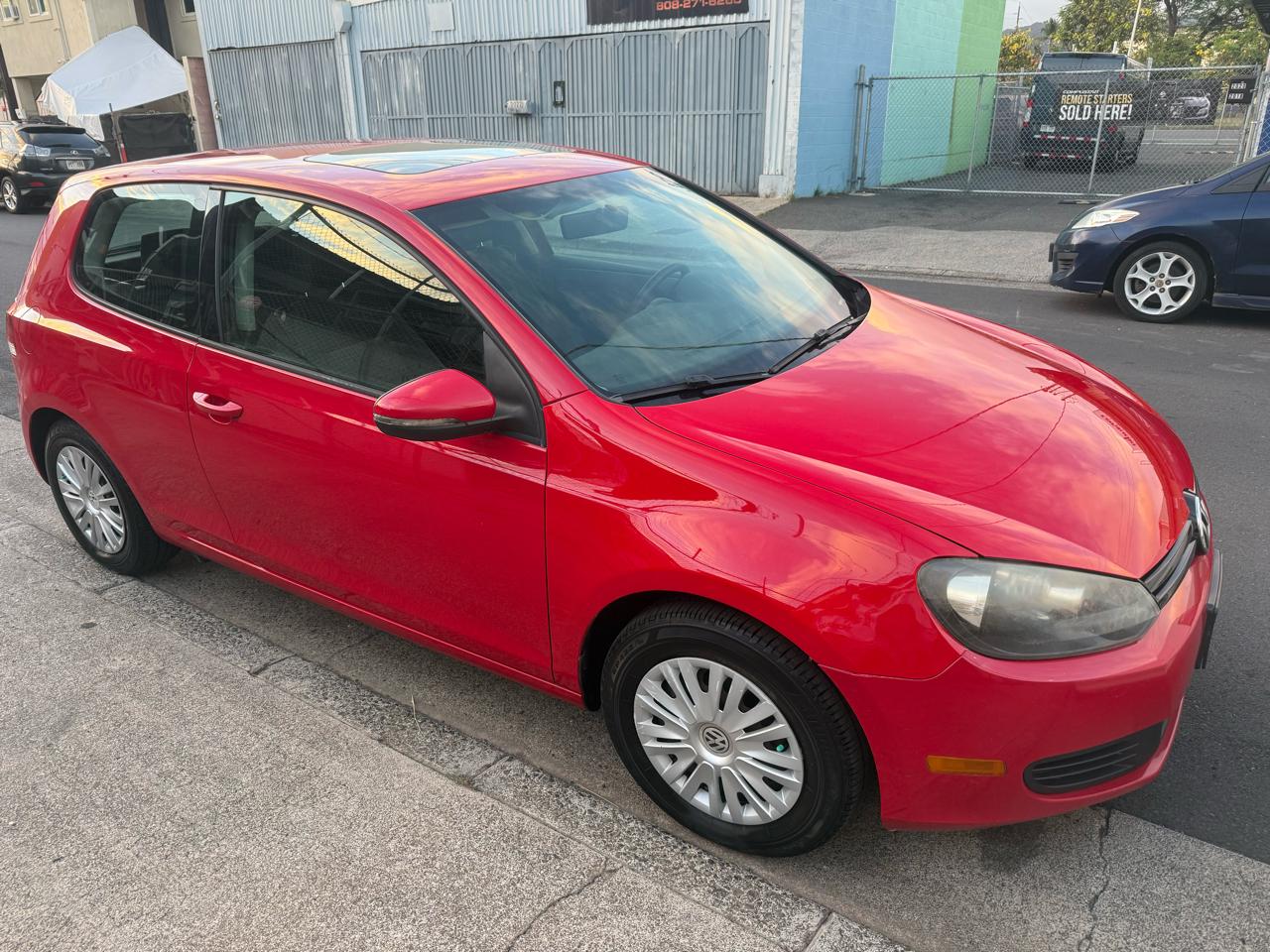 Volkswagen Golf 2.5L 2-Door PZEV 2011