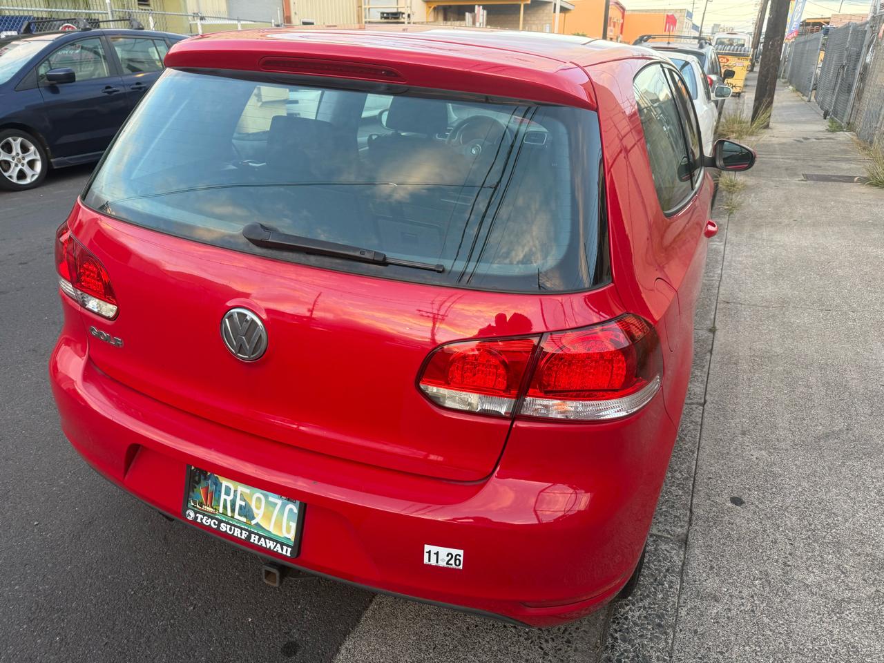 Volkswagen Golf 2.5L 2-Door PZEV 2011