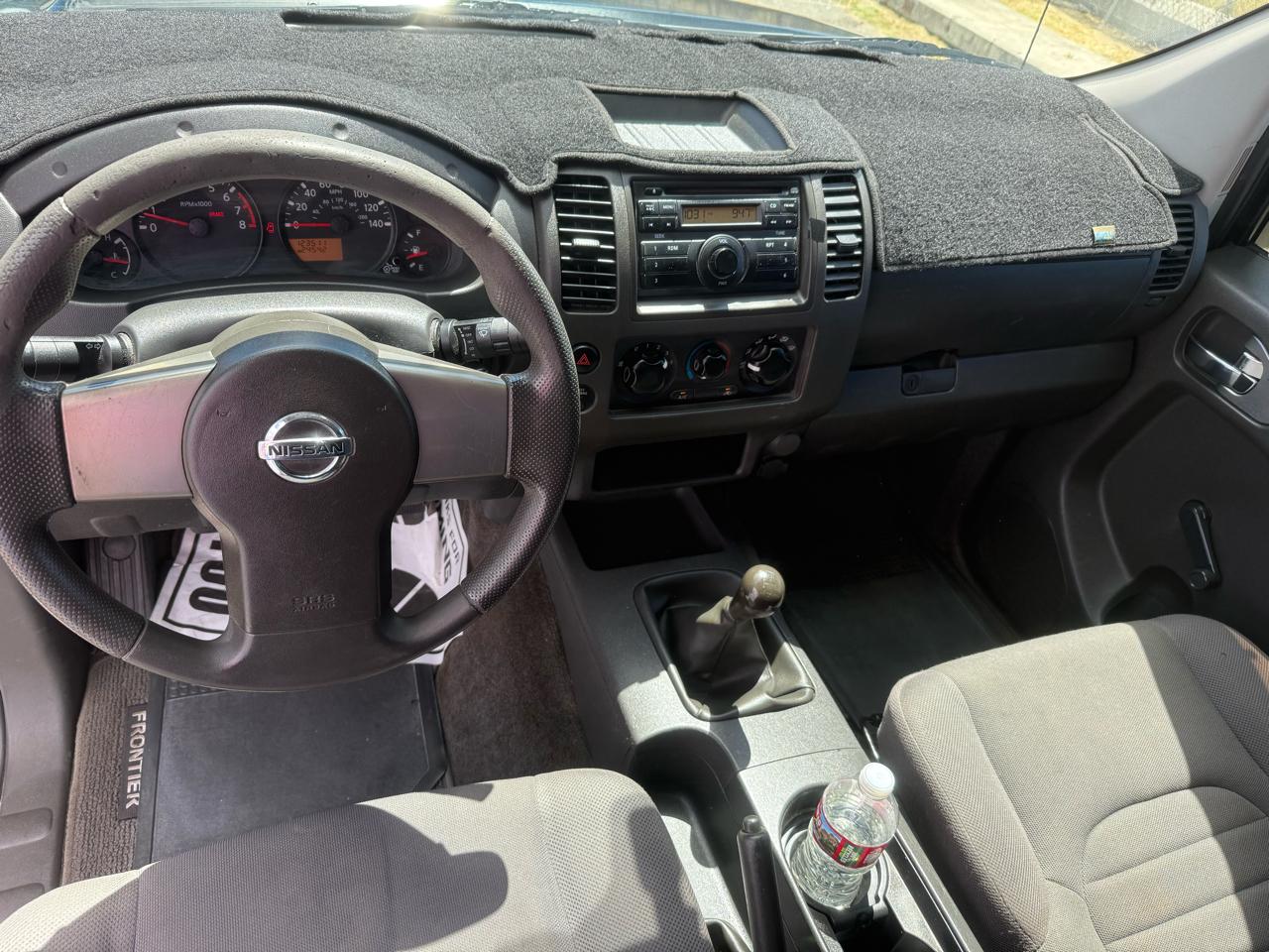 Nissan Frontier 2WD King Cab I4 Manual XE 2010