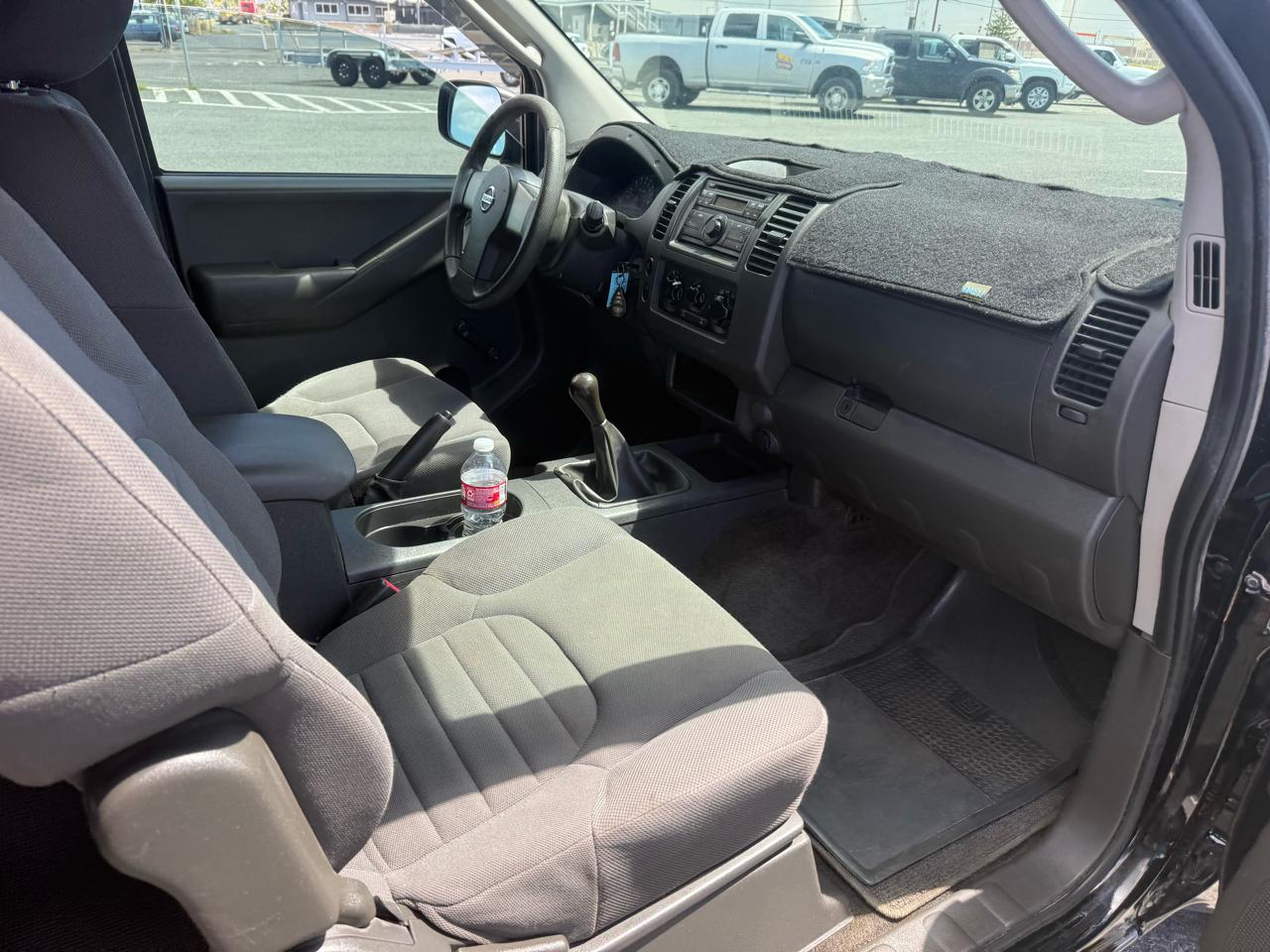 Nissan Frontier 2WD King Cab I4 Manual XE 2010