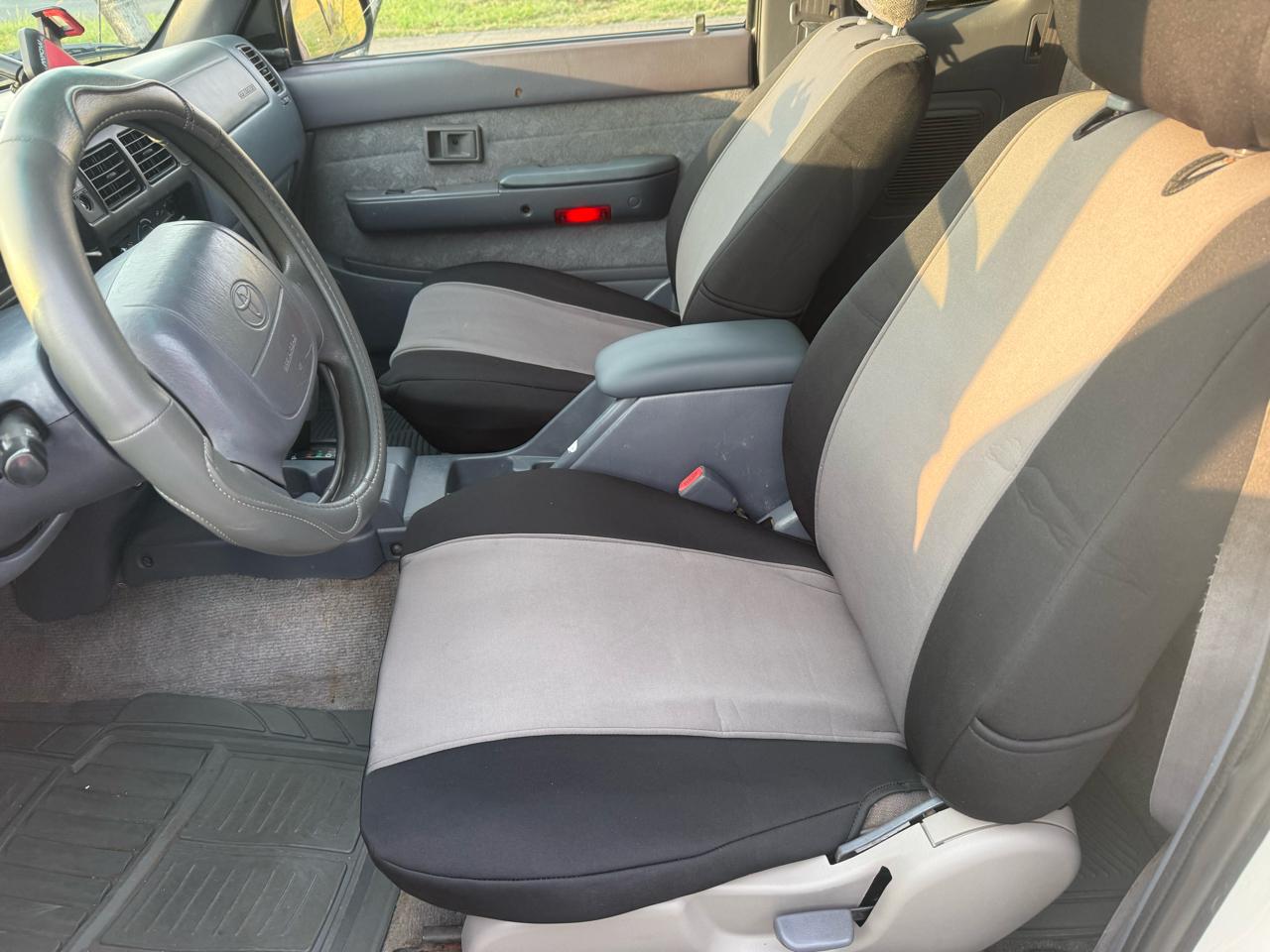 Toyota Tacoma PreRunner Xtracab V6 2WD 2000
