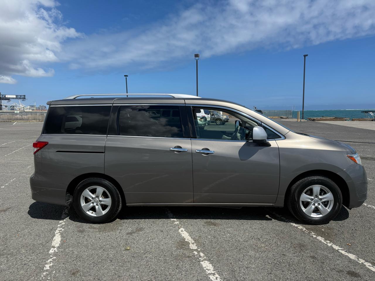 Nissan Quest SV 2017