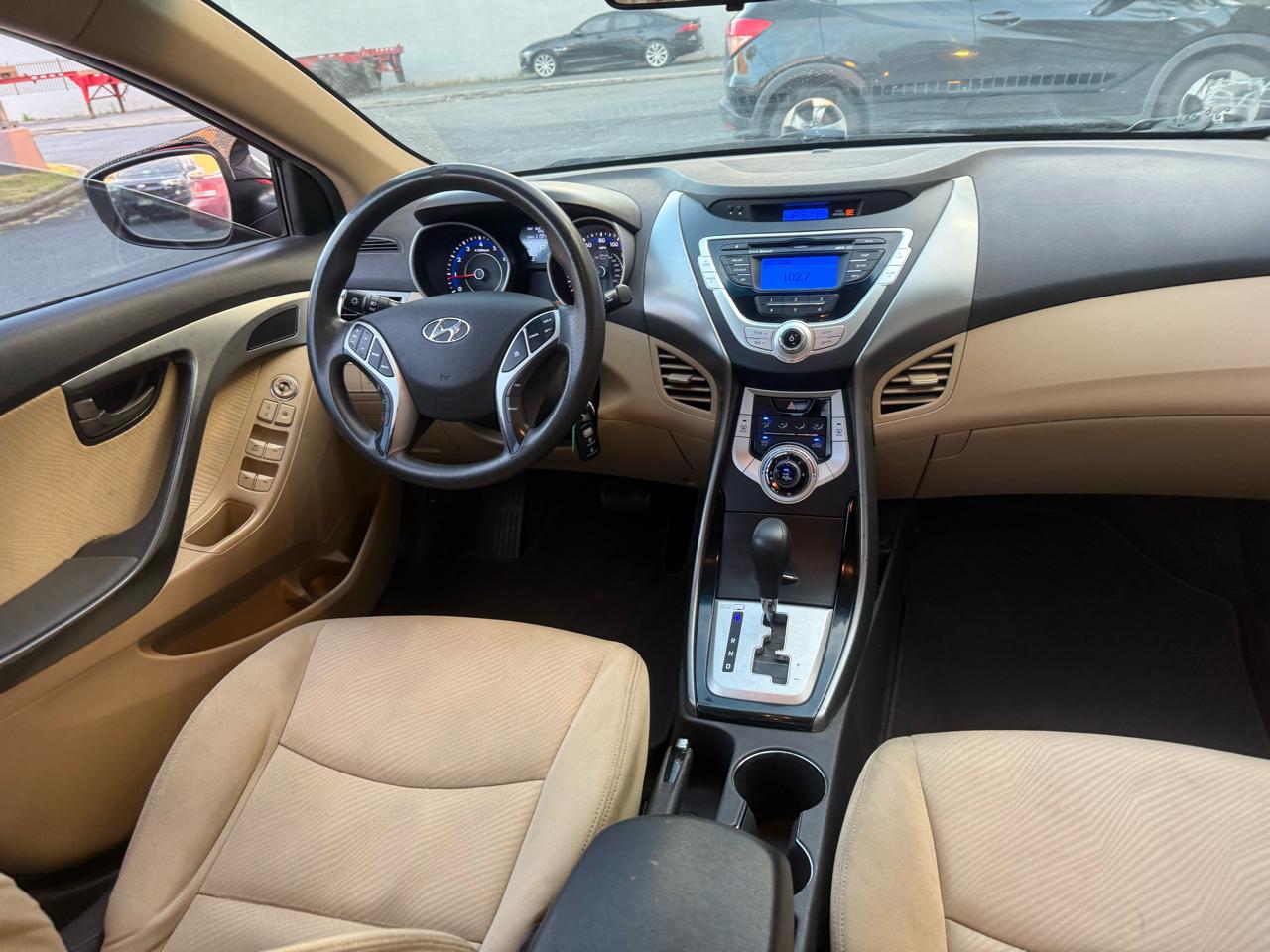 Hyundai Elantra 4dr Sdn Auto GLS 2011