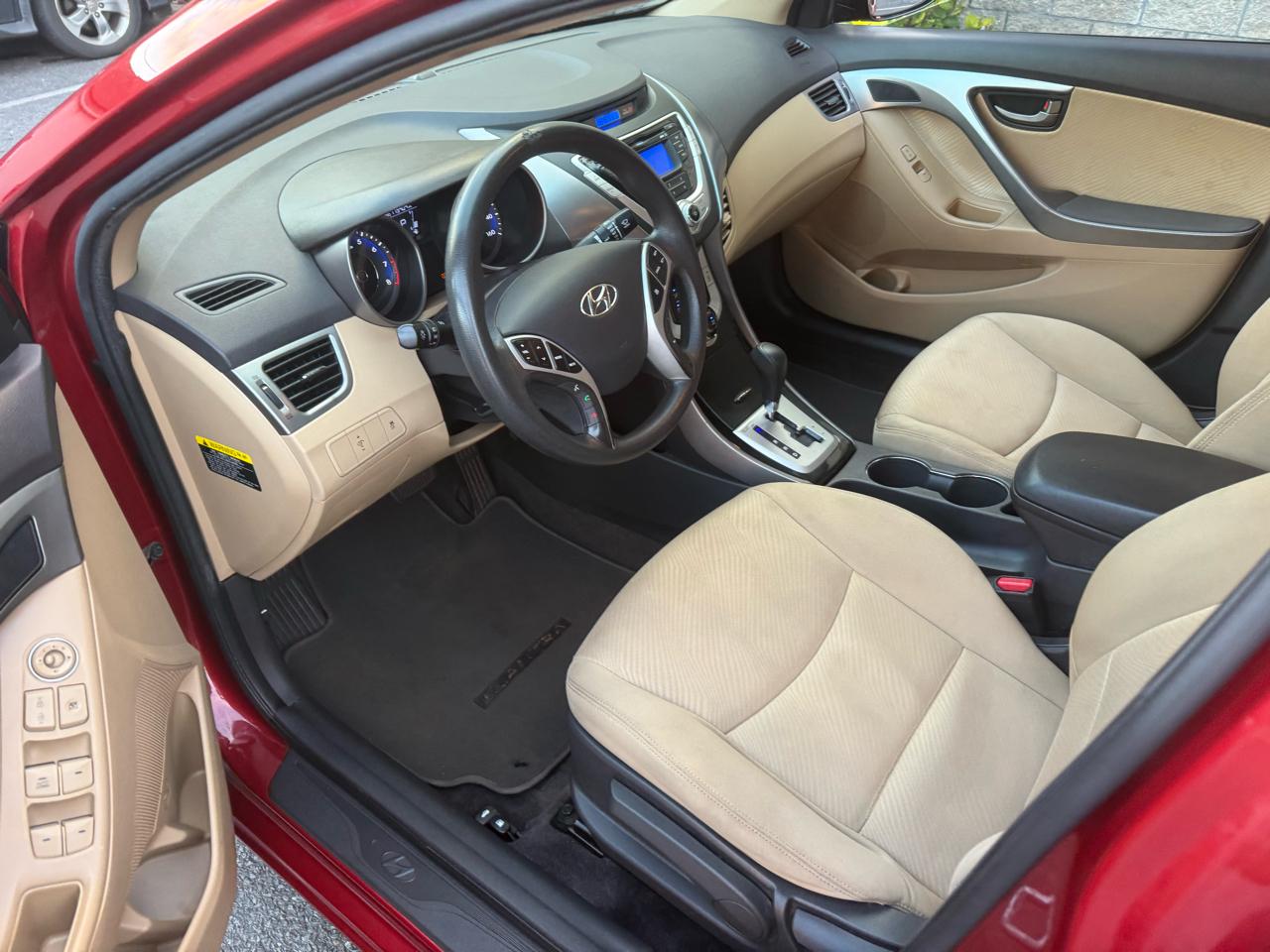 Hyundai Elantra 4dr Sdn Auto GLS 2011