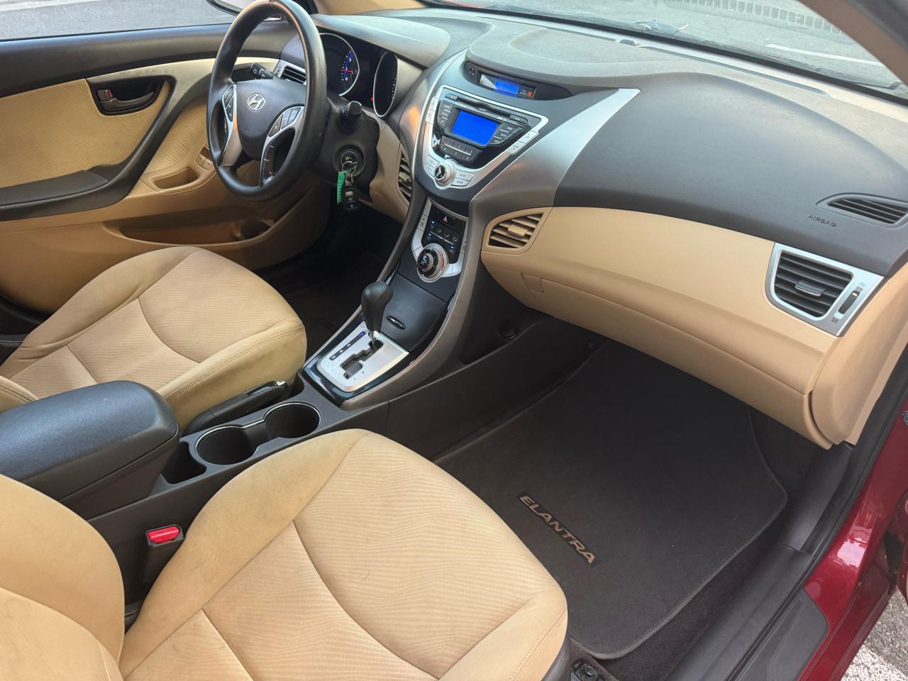 Hyundai Elantra 4dr Sdn Auto GLS 2011