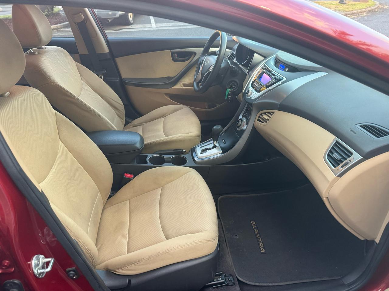 Hyundai Elantra 4dr Sdn Auto GLS 2011