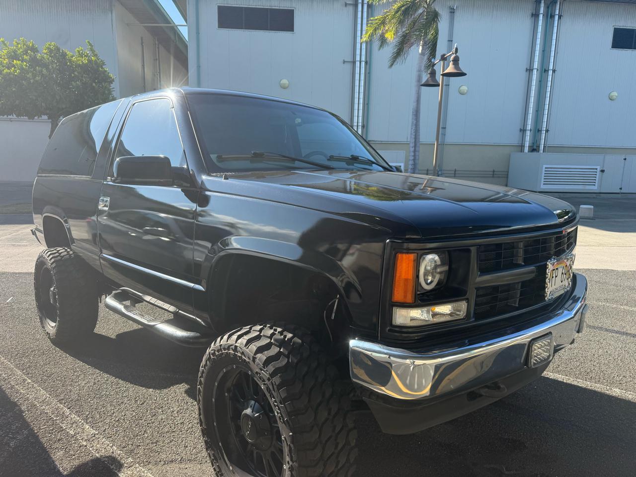 Chevrolet Tahoe 2-Door 4WD 1998