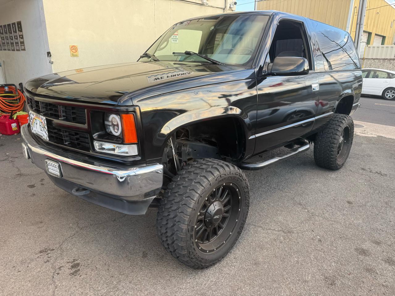 Chevrolet Tahoe 2-Door 4WD 1998