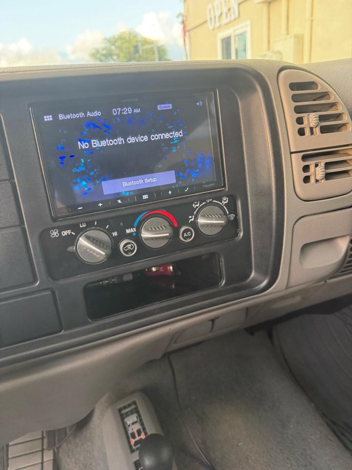 Chevrolet Tahoe 2-Door 4WD 1998