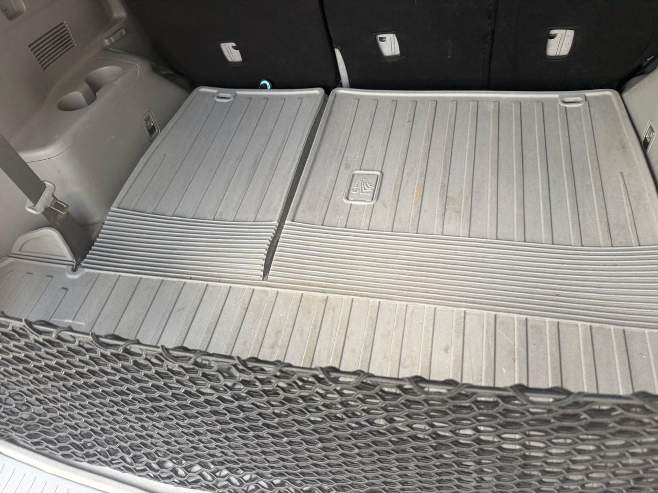 Toyota Highlander LE Plus FWD V6 2015