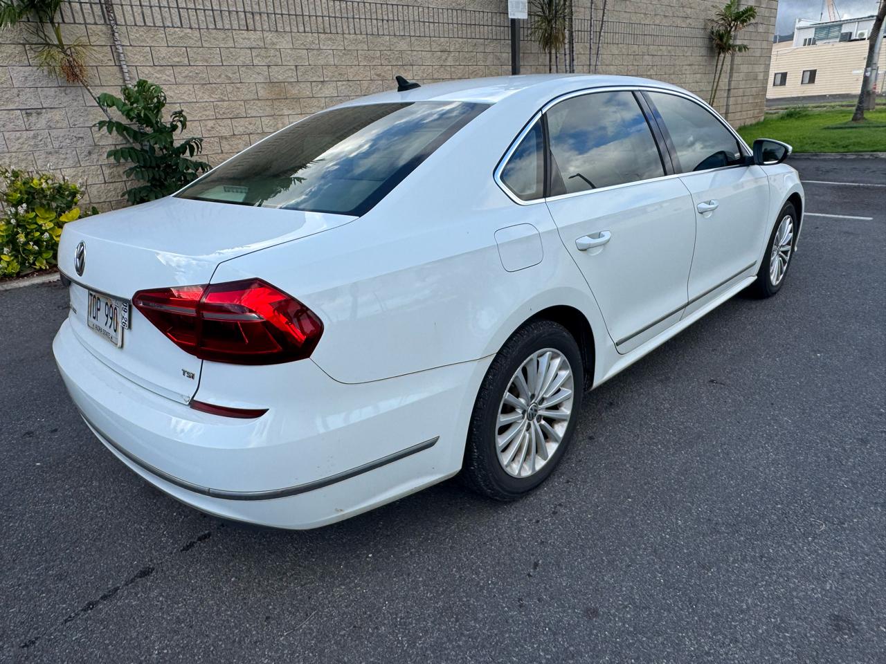 Volkswagen Passat SE 4D Sedan 1.8T 2017