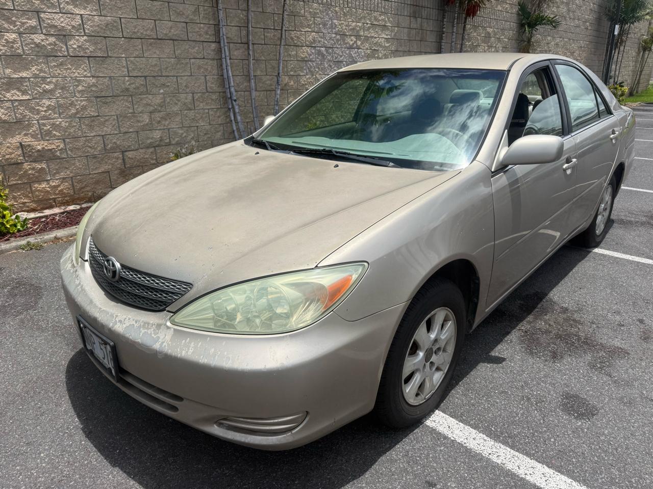 Toyota Camry LE V6 2004