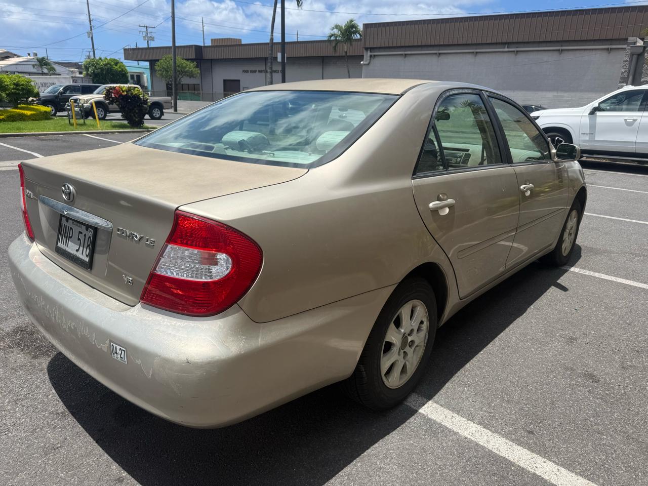 Toyota Camry LE V6 2004