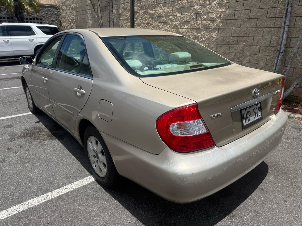 Toyota Camry LE V6 2004