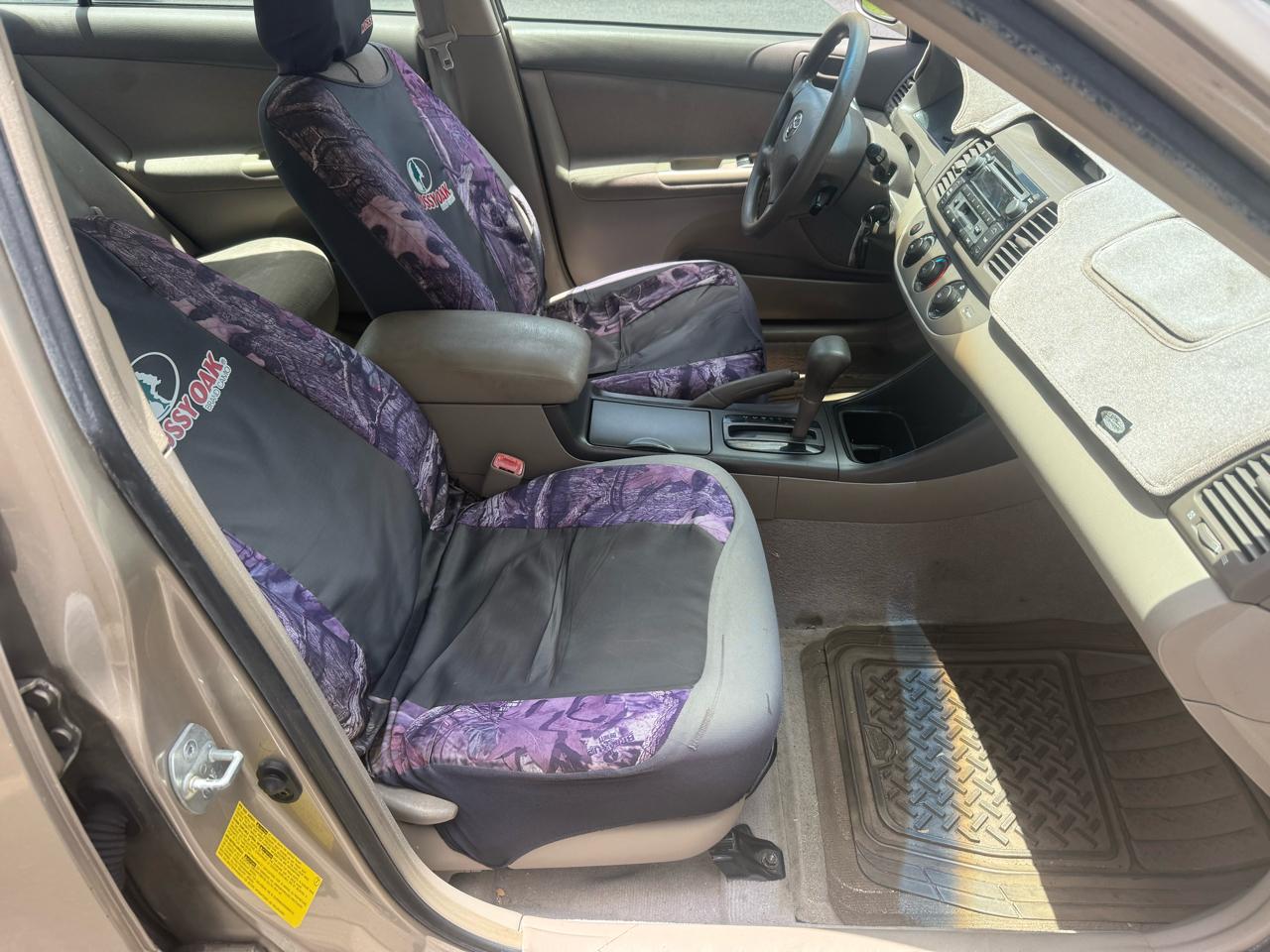 Toyota Camry LE V6 2004