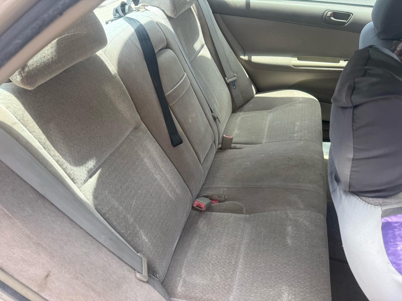 Toyota Camry LE V6 2004