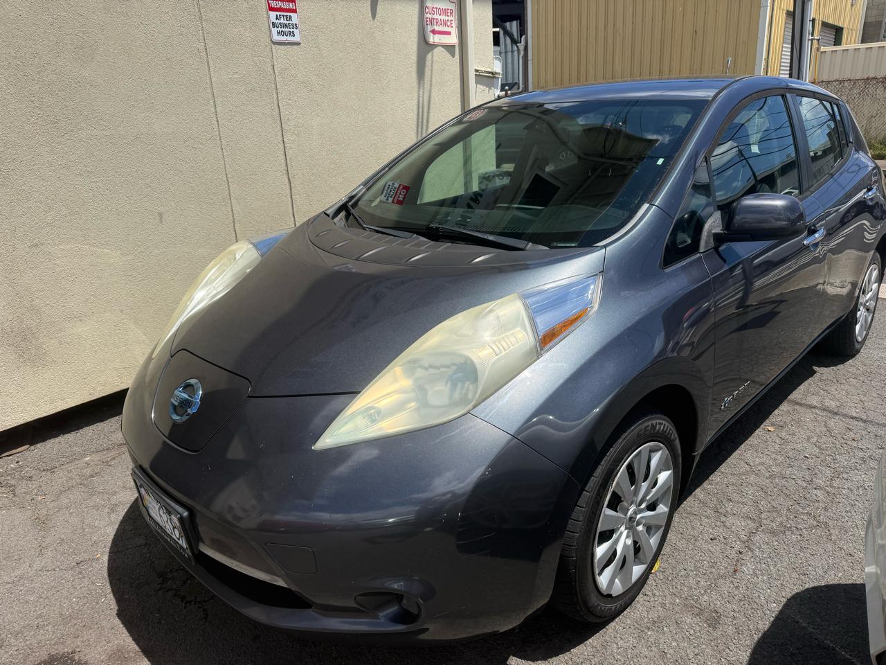 Nissan Leaf S 2013
