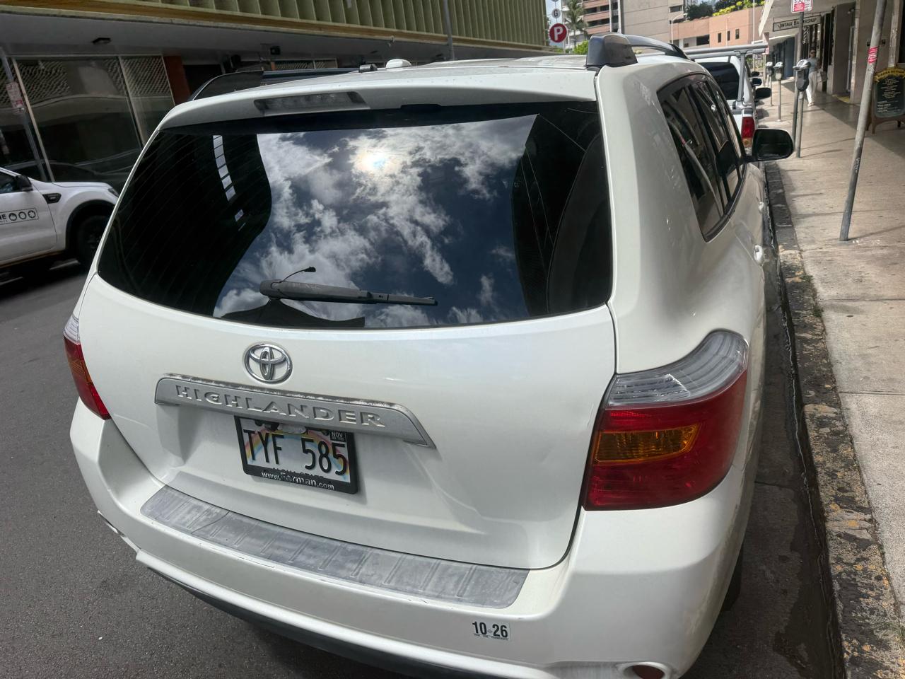 Toyota Highlander Base 2WD V6 2010