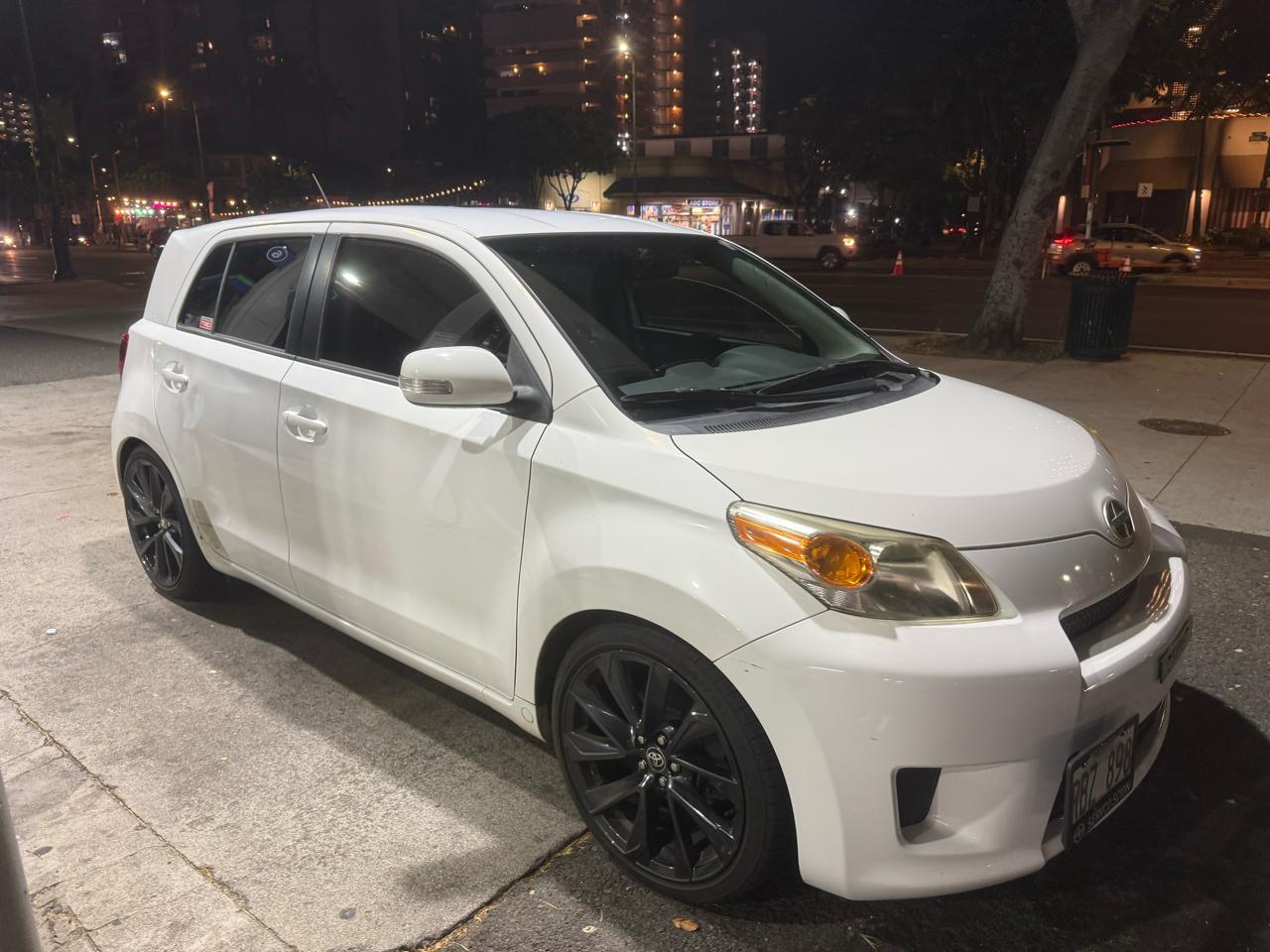 Scion xD 5-Door 2010