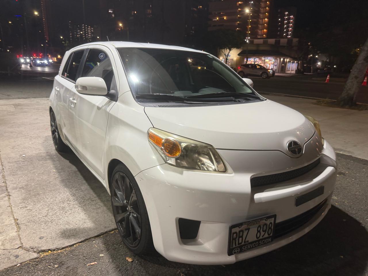 Scion xD 5-Door 2010