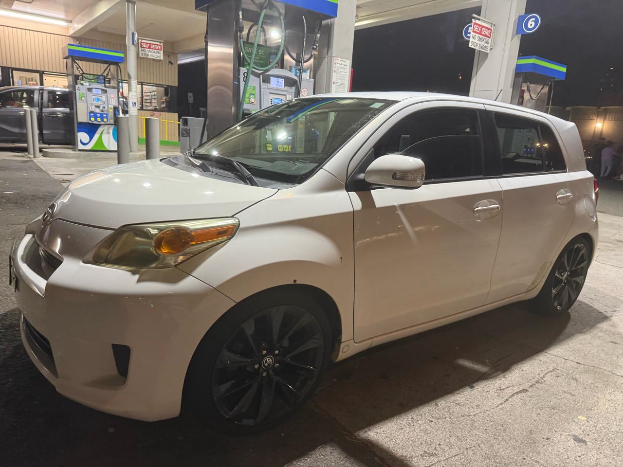 Scion xD 5-Door 2010