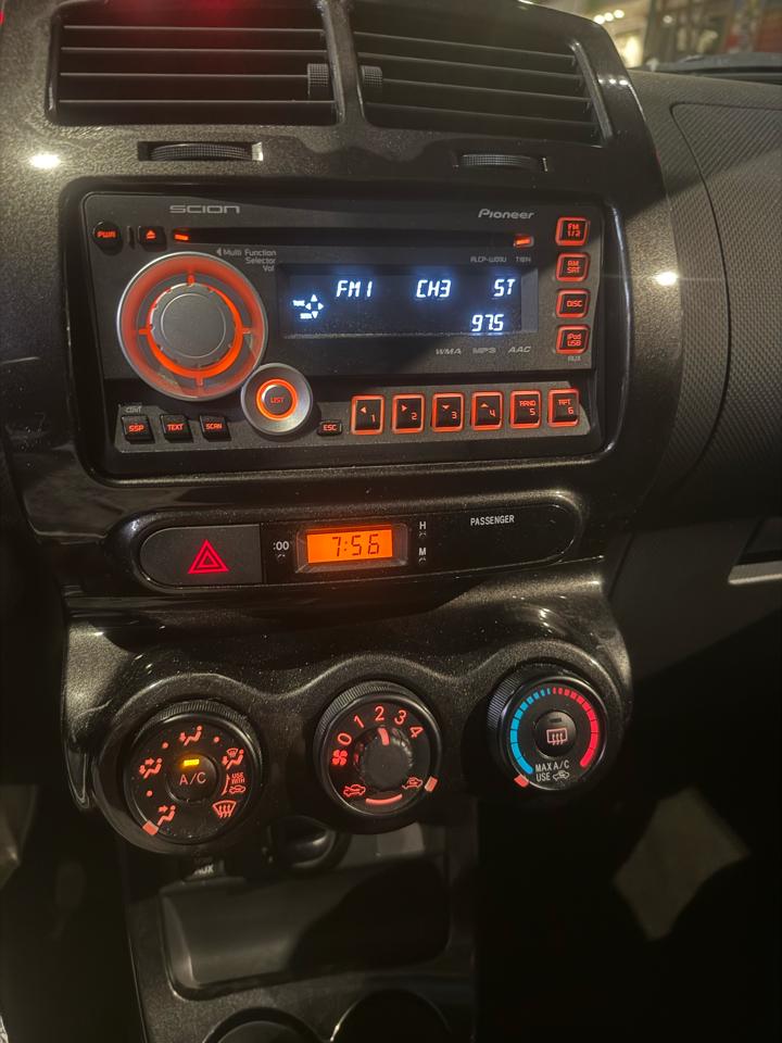 Scion xD 5-Door 2010