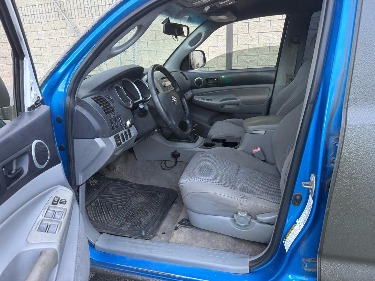Toyota Tacoma Double Cab V6 4WD 2006