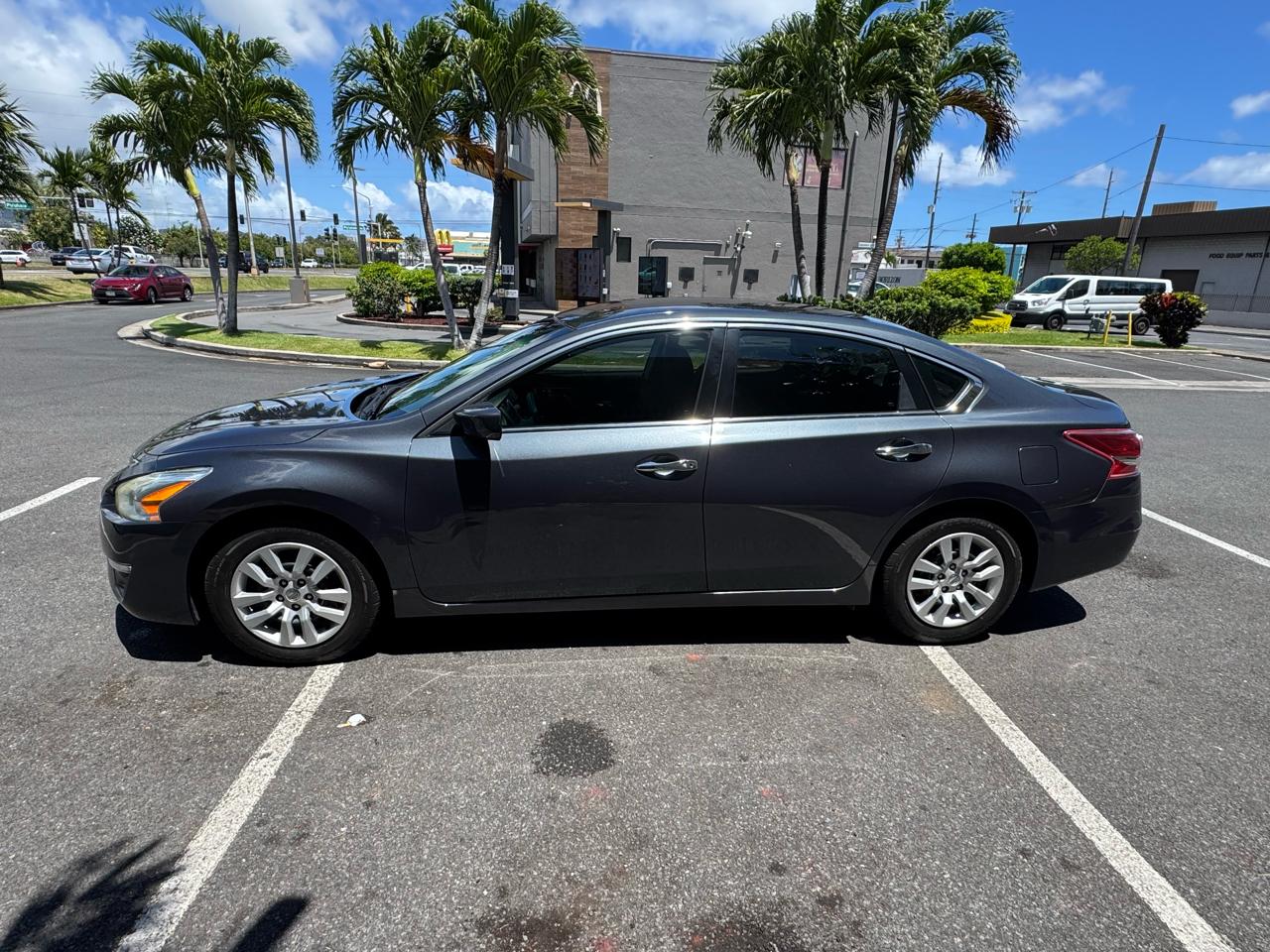 Nissan Altima 2.5 S 2013