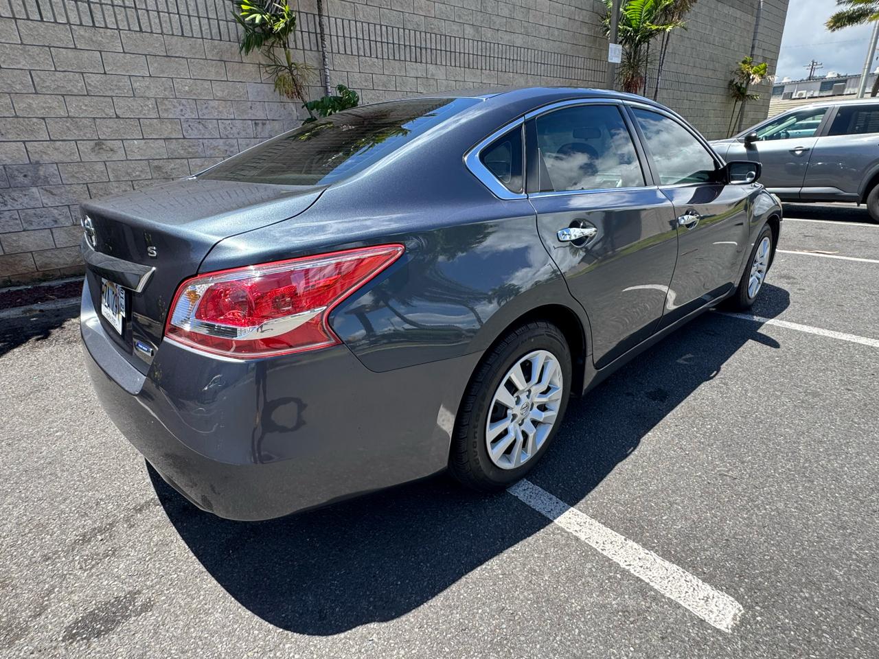 Nissan Altima 2.5 S 2013