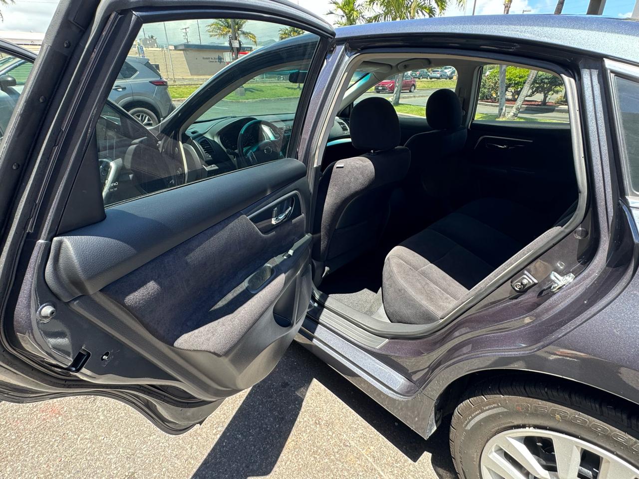 Nissan Altima 2.5 S 2013