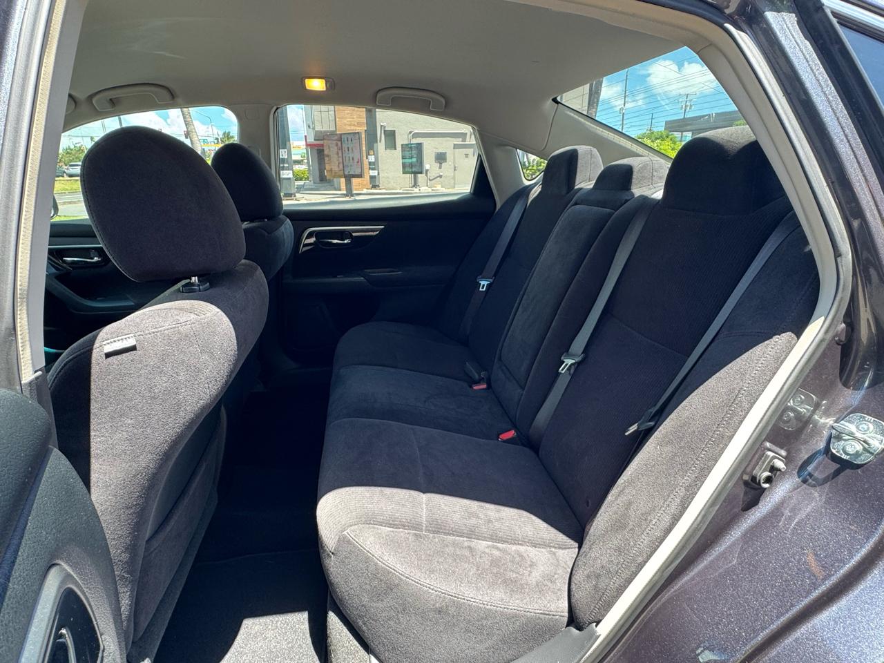 Nissan Altima 2.5 S 2013