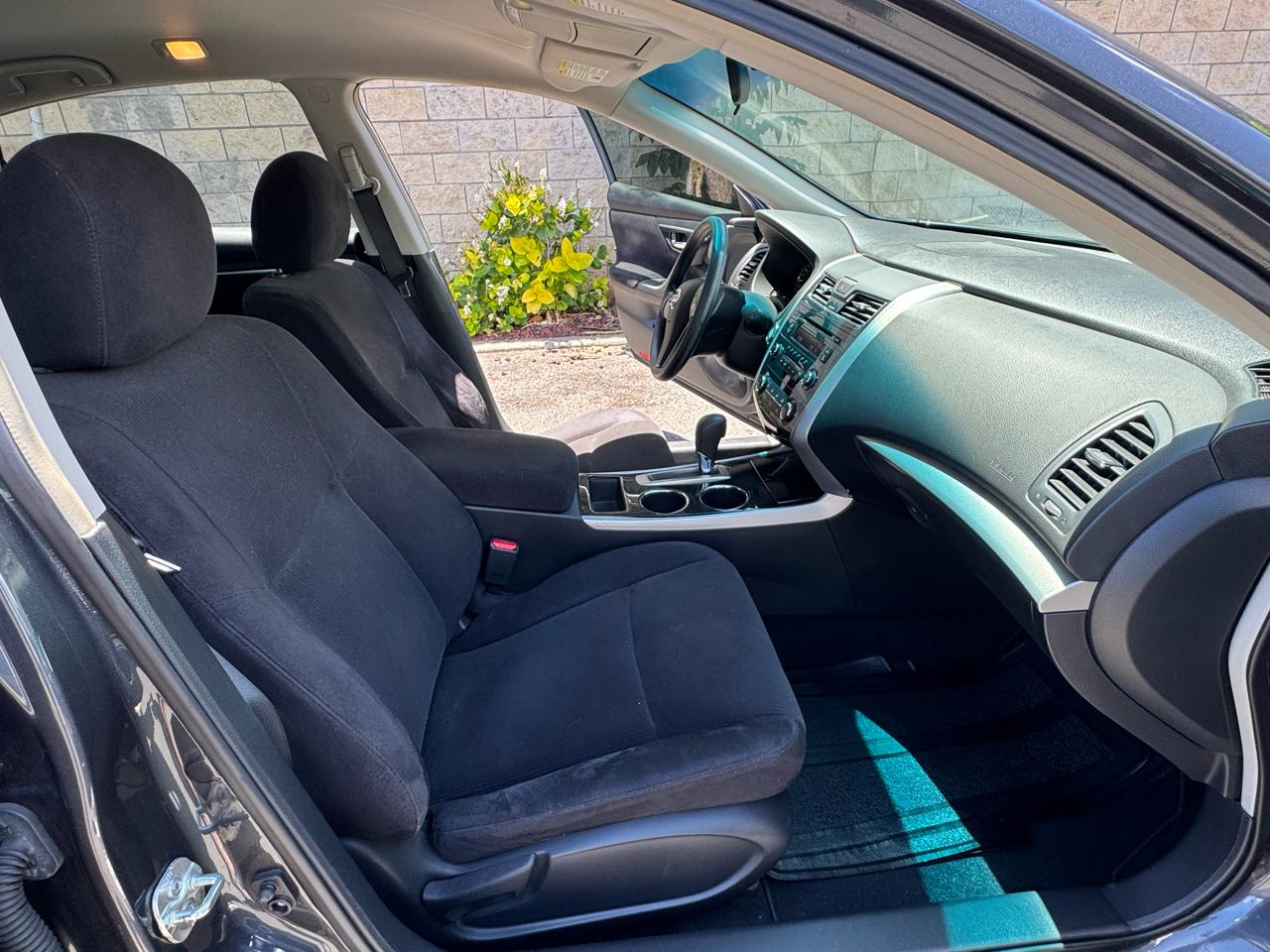 Nissan Altima 2.5 S 2013