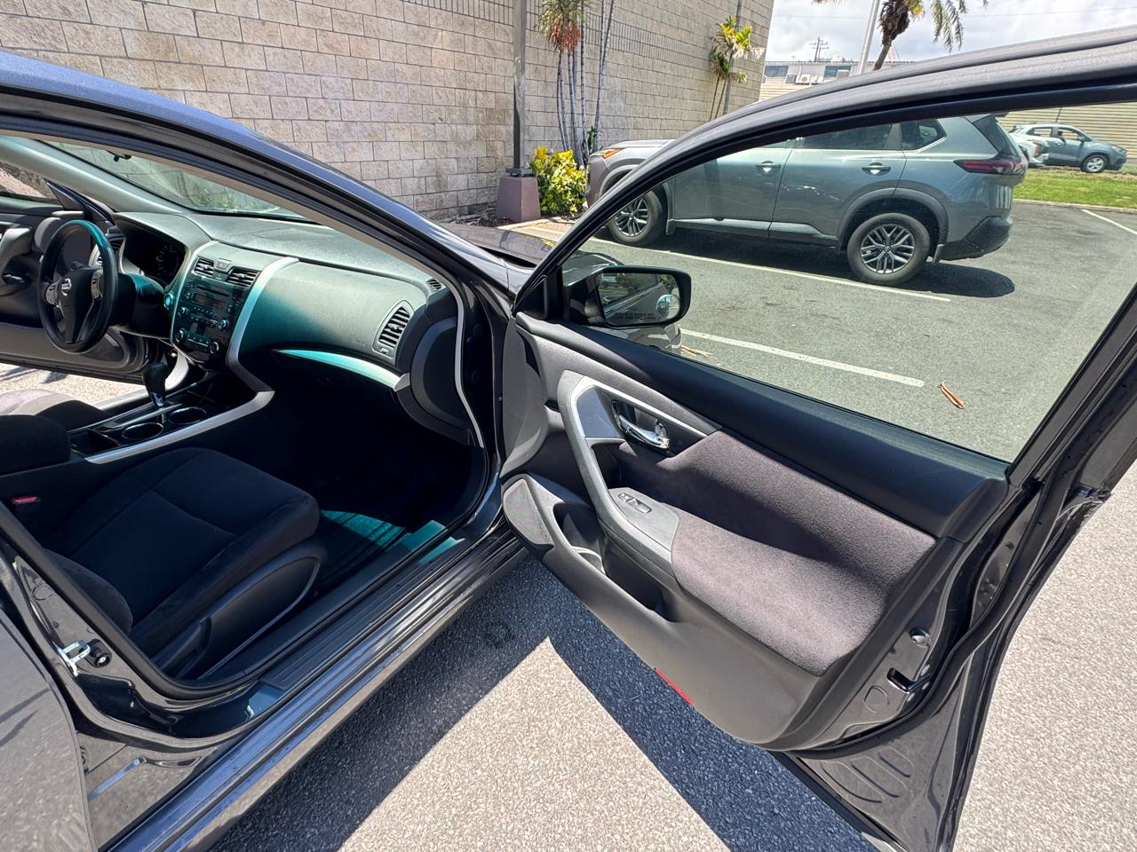 Nissan Altima 2.5 S 2013