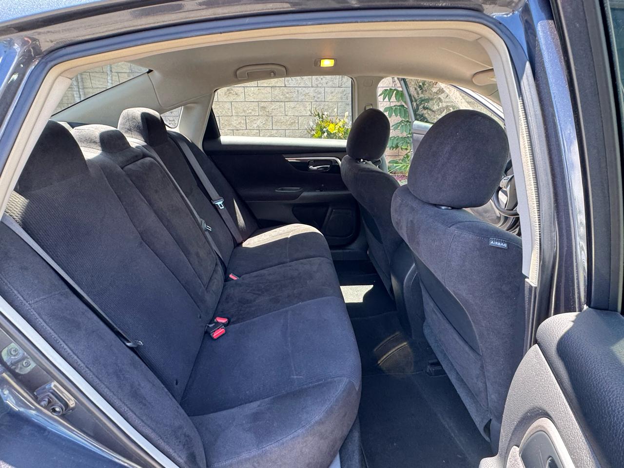 Nissan Altima 2.5 S 2013