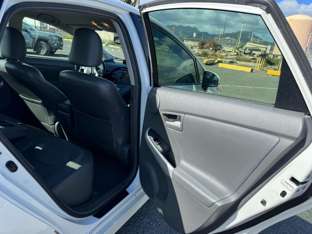 Toyota Prius Prius V 2010
