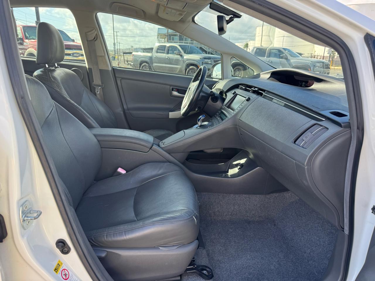 Toyota Prius Prius V 2010