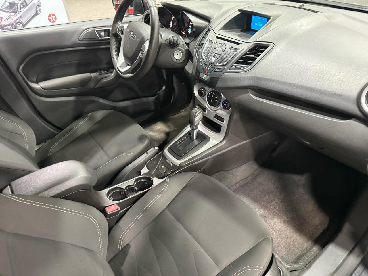 Ford Fiesta SE Sedan 2016