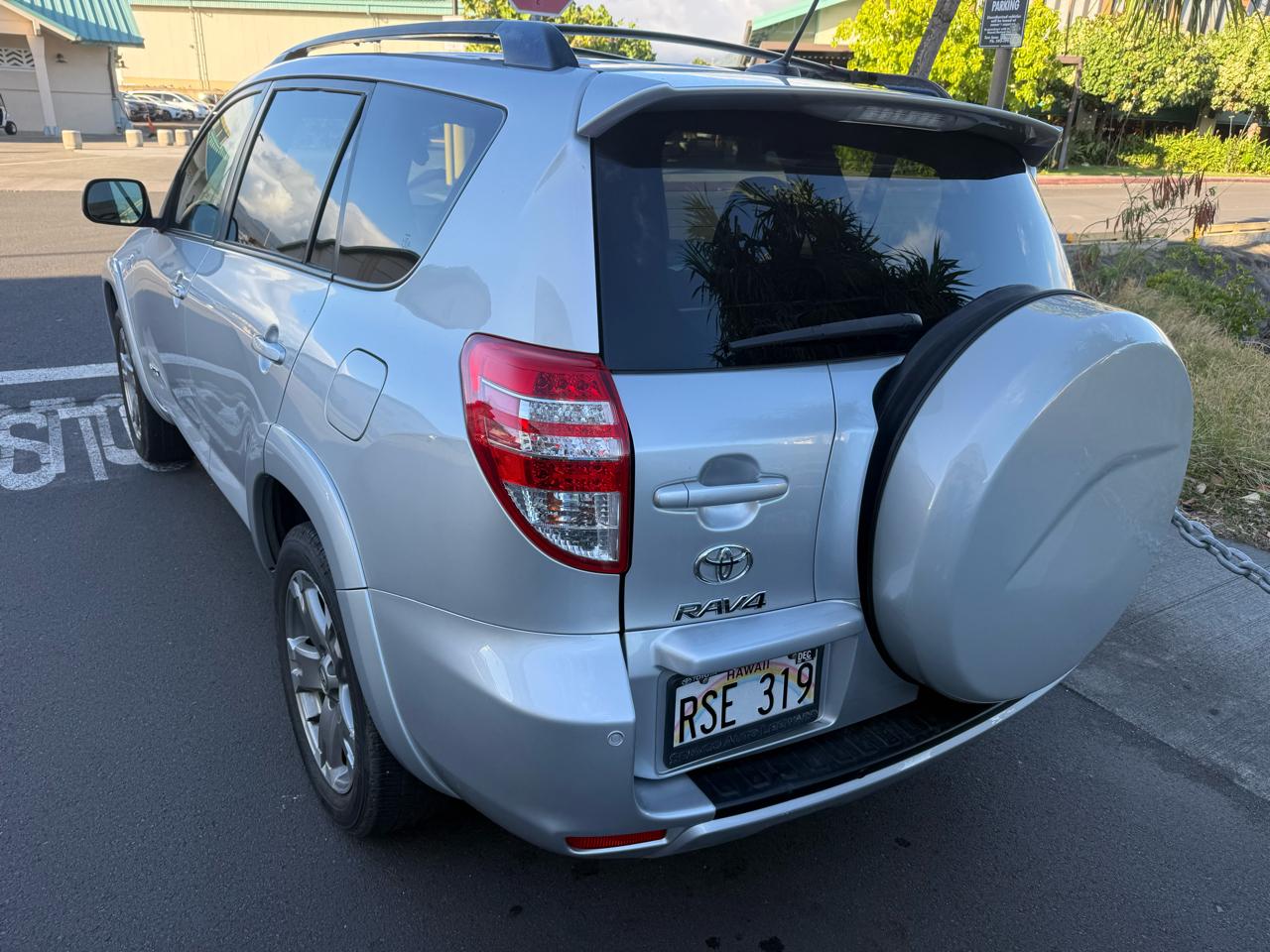 Toyota RAV4 Sport I4 2WD 2011