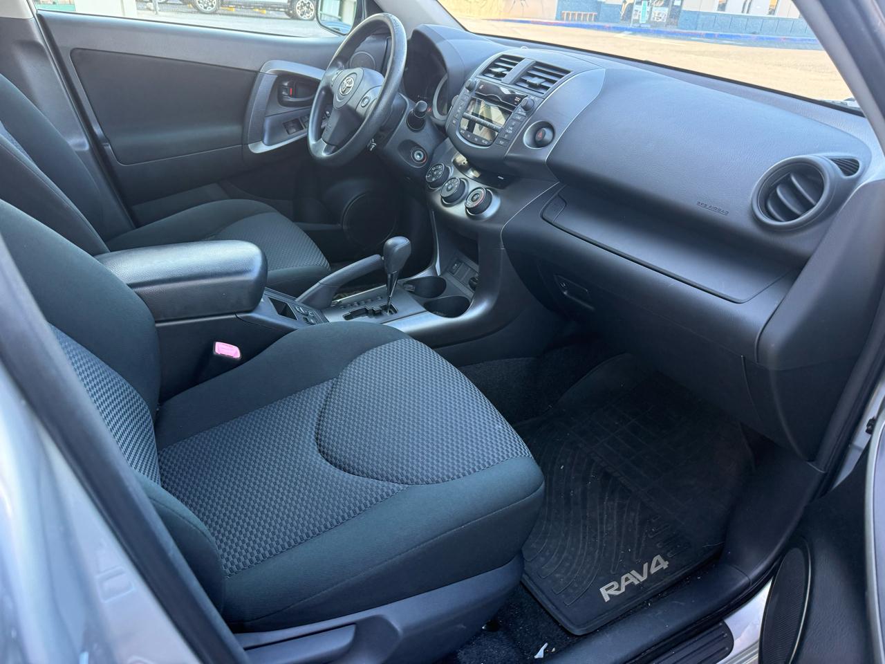 Toyota RAV4 Sport I4 2WD 2011