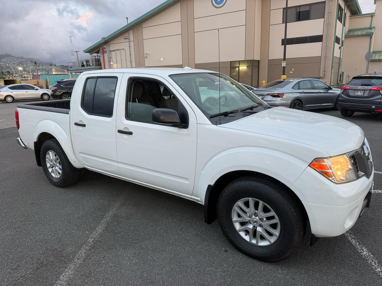 Nissan Frontier Crew Cab 4x2 SV 2018